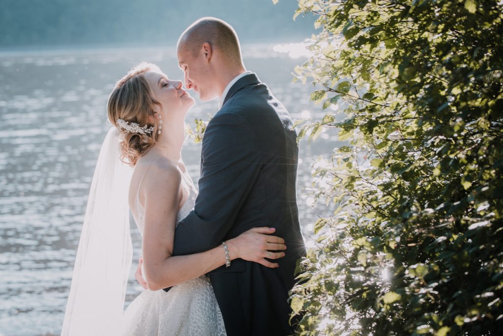 Hudson valley wedding and elopement photographers