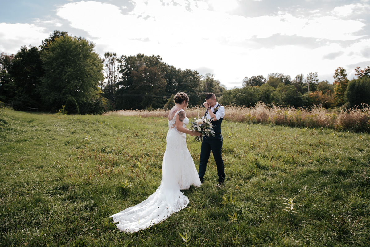 hudson valley farm wedding Hardeman Orchards Wedding