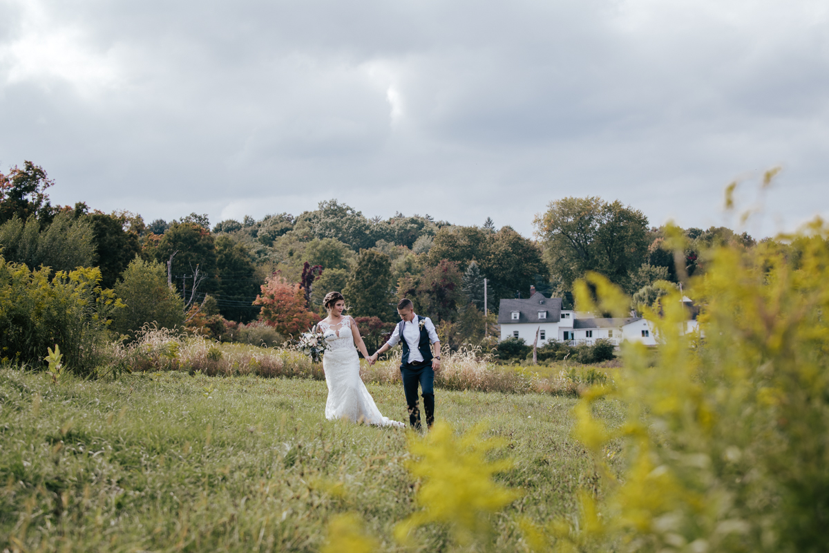 hudson valley micro wedding Hardeman Orchards Wedding