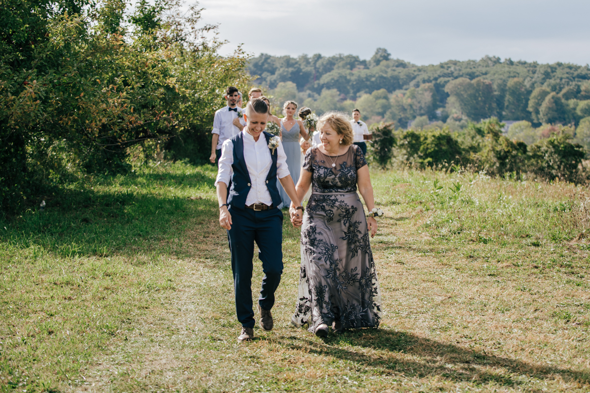 Hardeman Orchards Wedding micro wedding photographer in the hudson valley