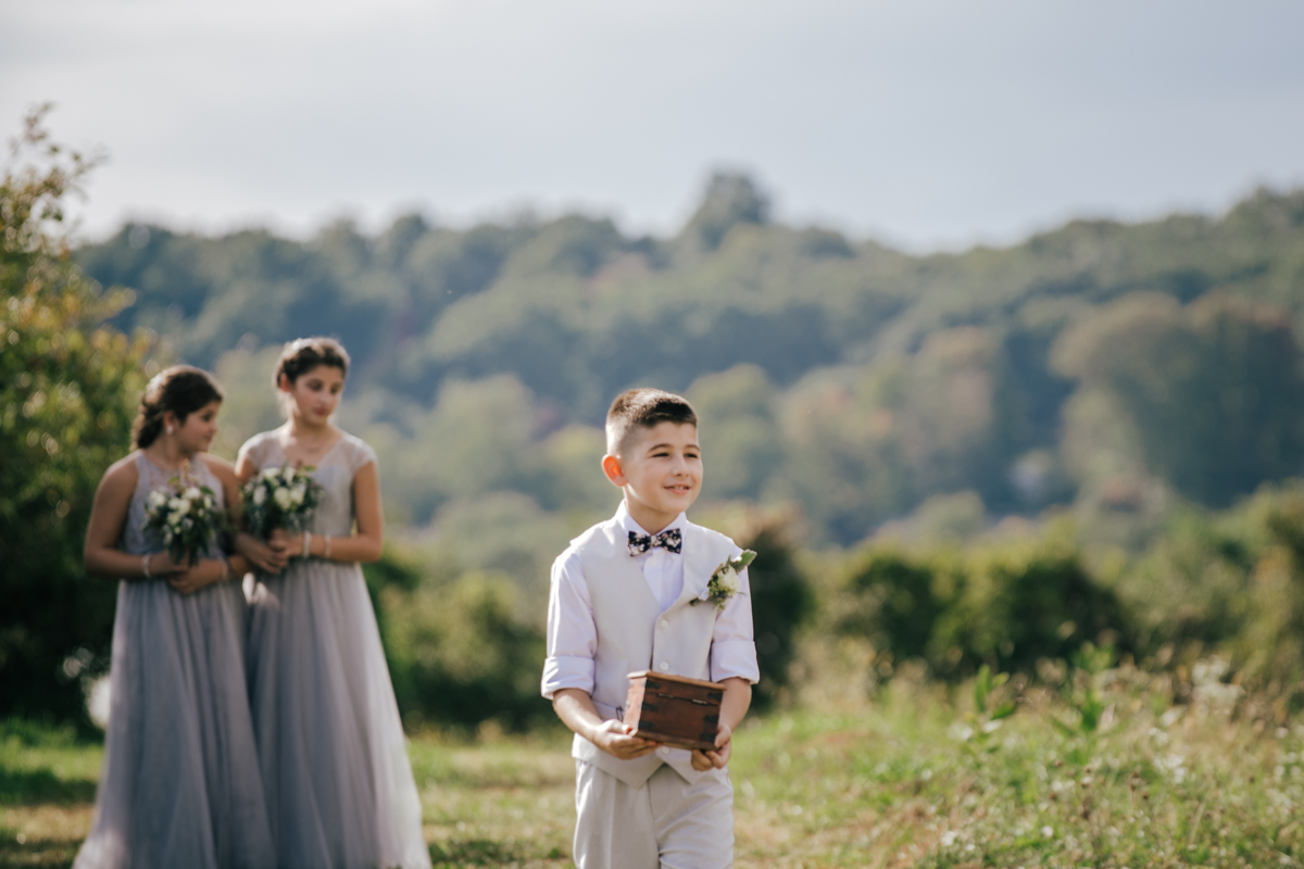 hudson valley farm wedding Hardeman Orchards Wedding