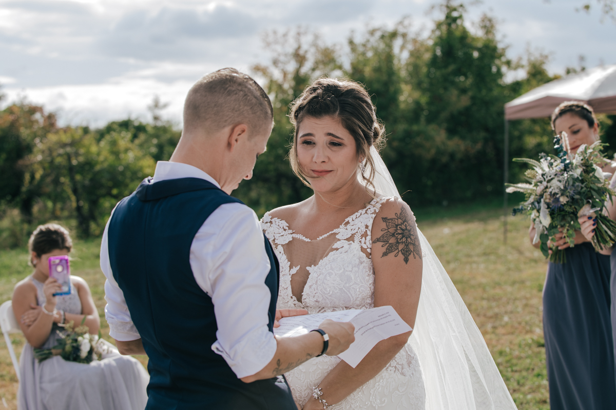 micro wedding photographer Hardeman Orchards Wedding