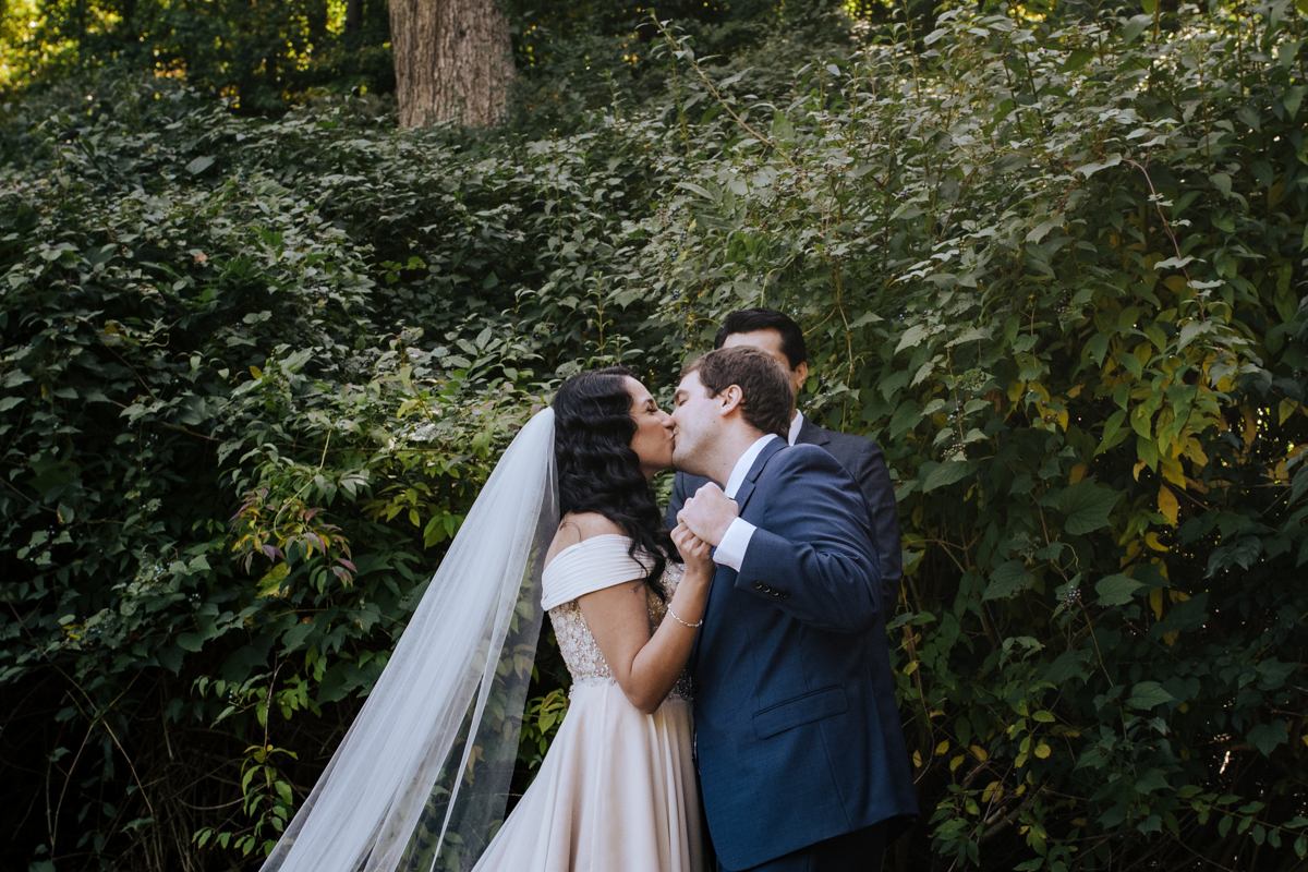 first kiss in the hudson valley wedding in the hudson valley