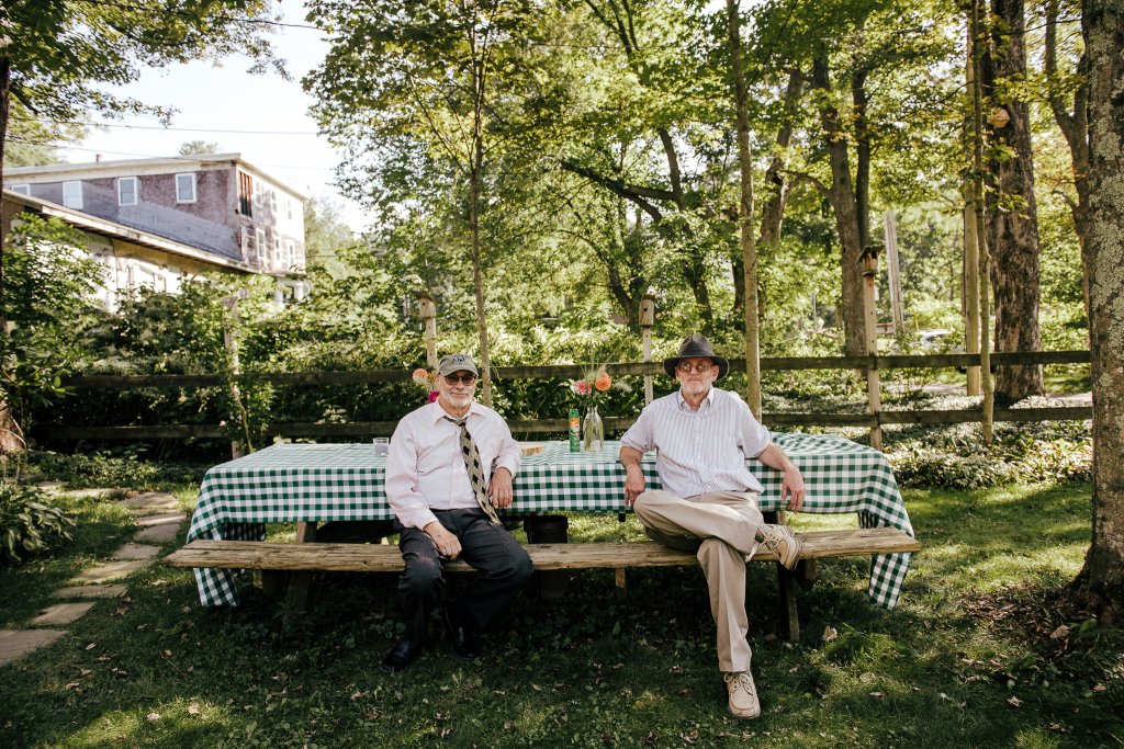 guests at casual catskill wedding