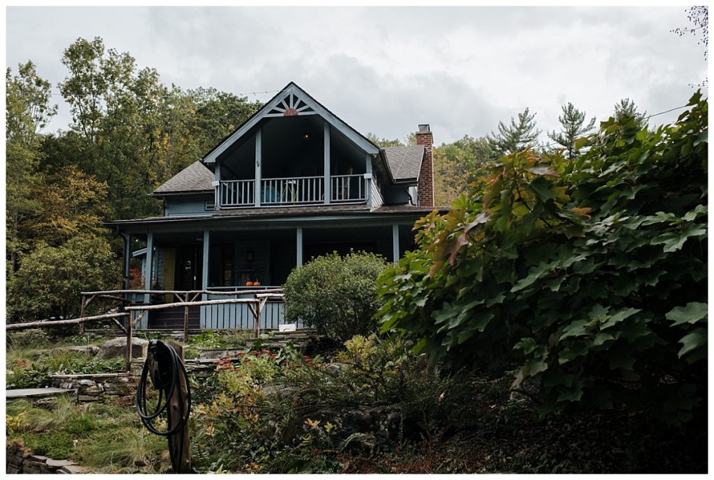 A Fall New Paltz Airbnb Wedding 5 hudson valley wedding christine ashburn photography 0002