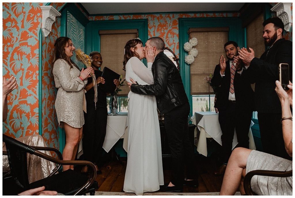 an old stone house inn wedding 0013