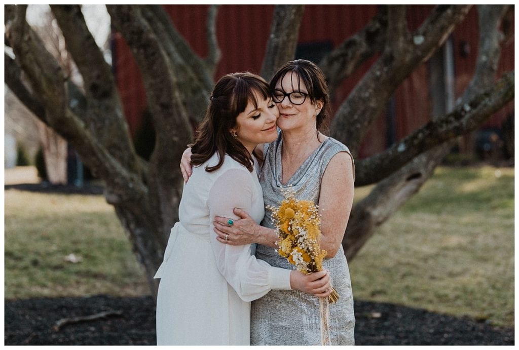 an old stone house inn wedding 0017