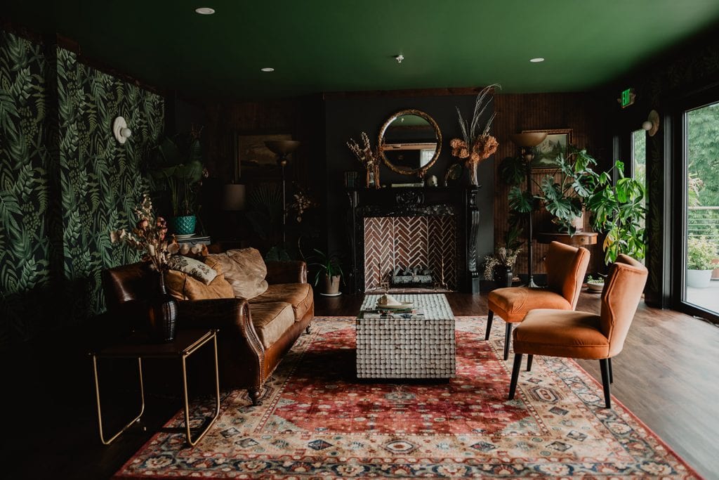 2 Hudson NY Micro-Wedding Locations: A Perfect Summer Celebration 1 hudson ny micro-wedding at Vanderbilt Lakeside wedding