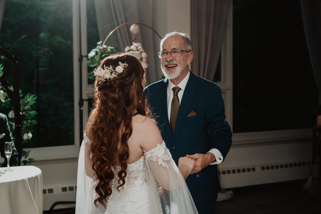 4 Reasons to Love a Bear Mountain Wedding 43 hudson ballroom at bear mountain wedding photographer reception first dances
