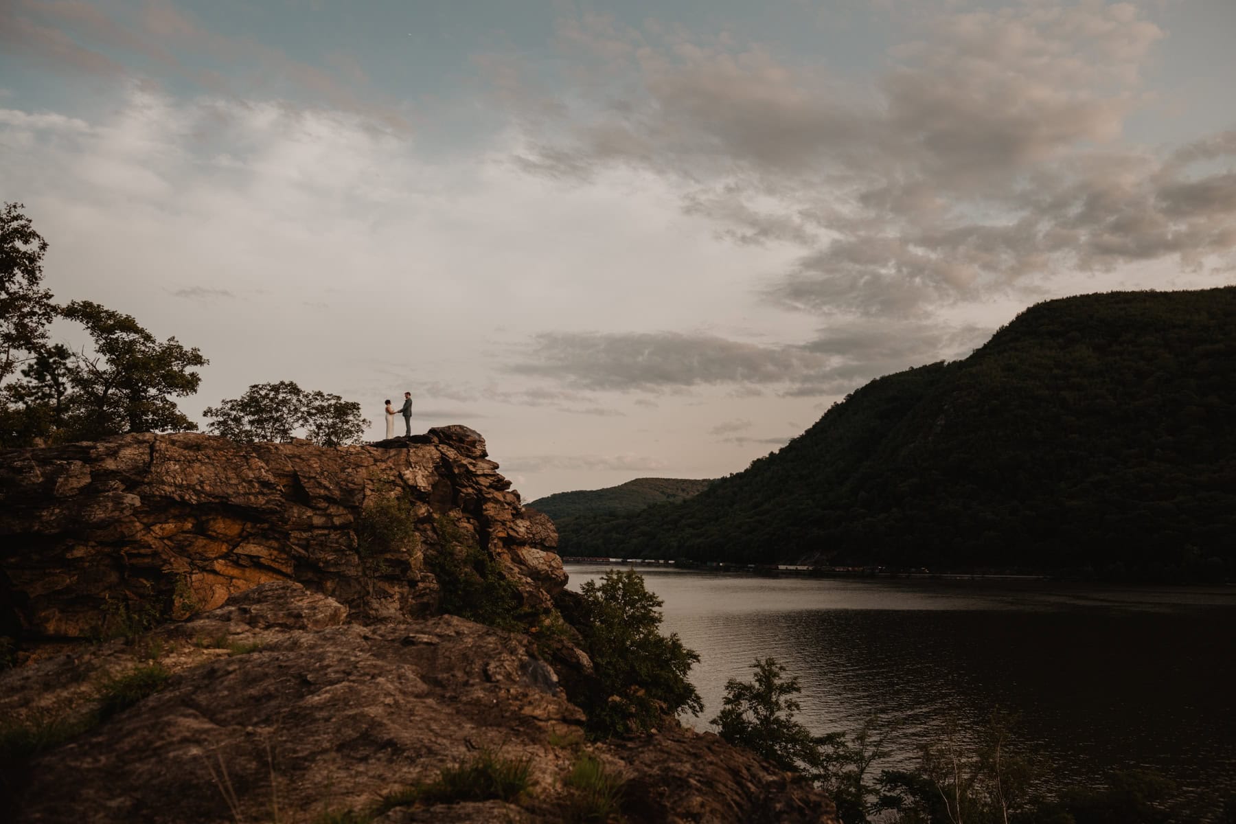 Best Hudson Valley location for an Elopement, Marriage Proposal or Engagement Session | Ultimate Guide to Little Stony Point Cold Spring