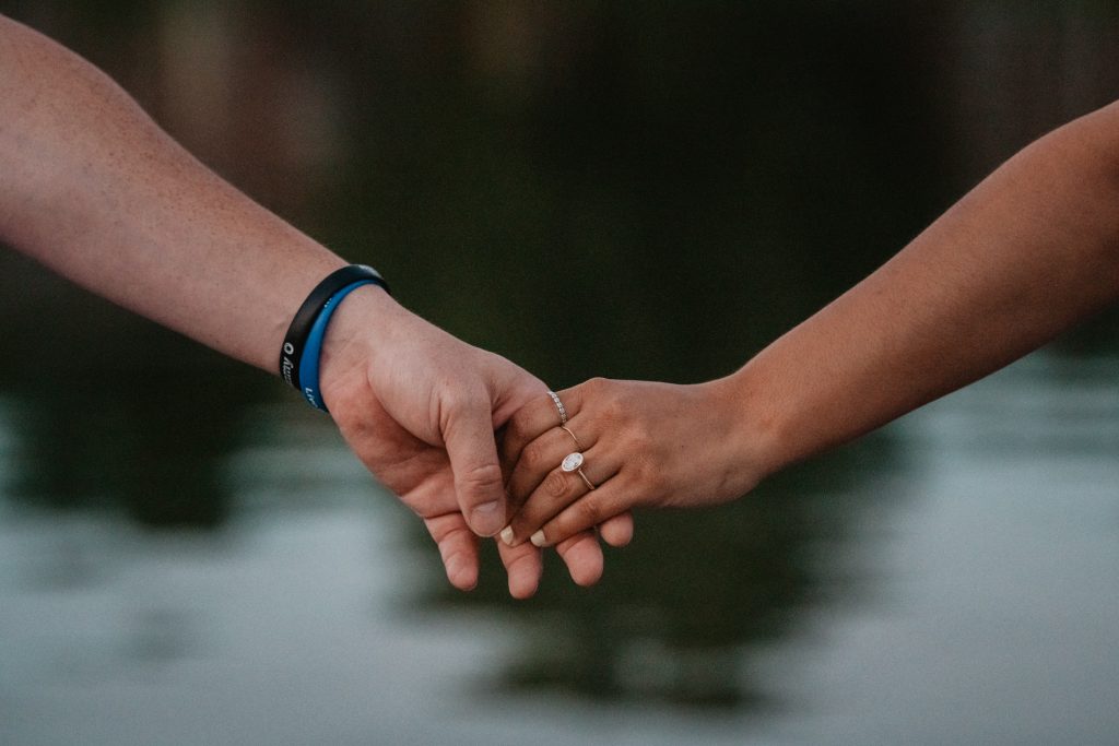 Unforgettable Hudson River Boat Proposal: A Romantic Airbnb Boat Proposal & Hudson Valley Stay 17 hudson valley engagement and proposal